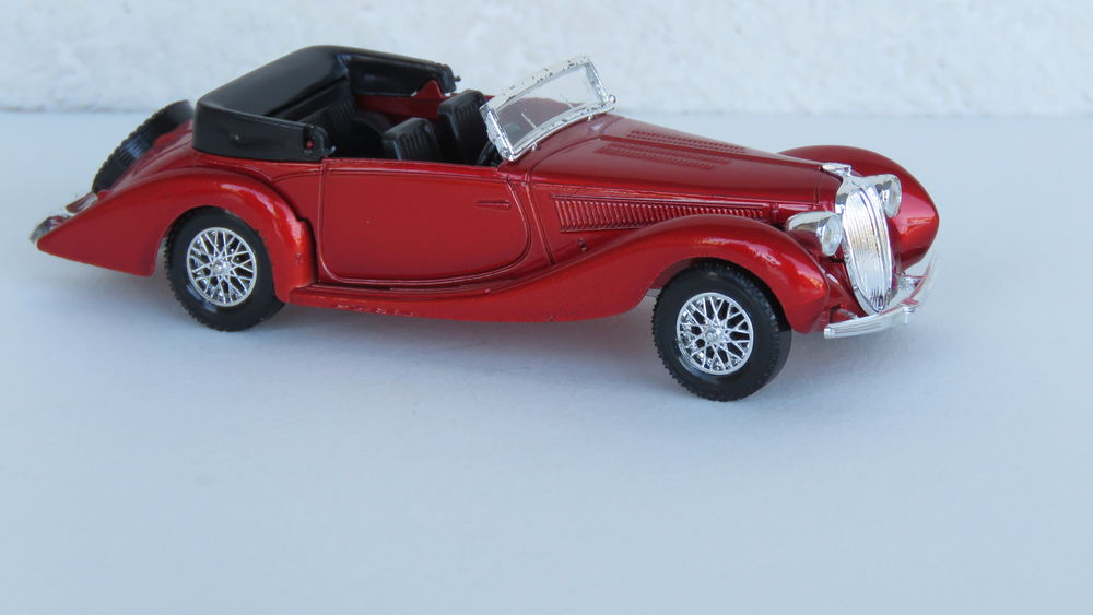 Voiture miniature Delahaye 135 M 1939 