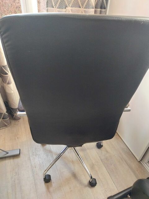 bureau plus fauteuil 39 Le Loroux-Bottereau (44)