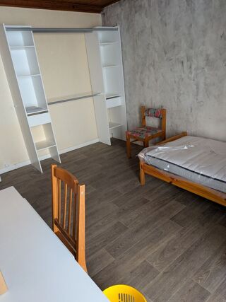  Colocation à louer 3 pièces 12 m²