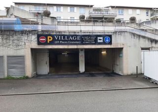  Parking / Garage à louer 13 m² Saint-priest