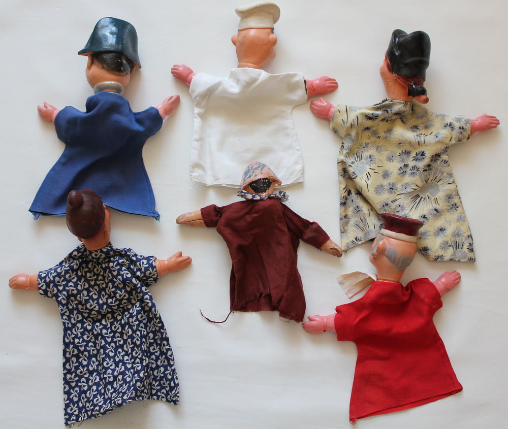 Marionnettes Lyonnaises &agrave; gaine anciennes GUIGNOL 