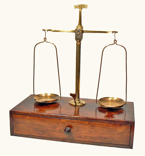 balance de precision Trebuchet  debut XX siecle 0 Saint-Julien-du-Verdon (04)