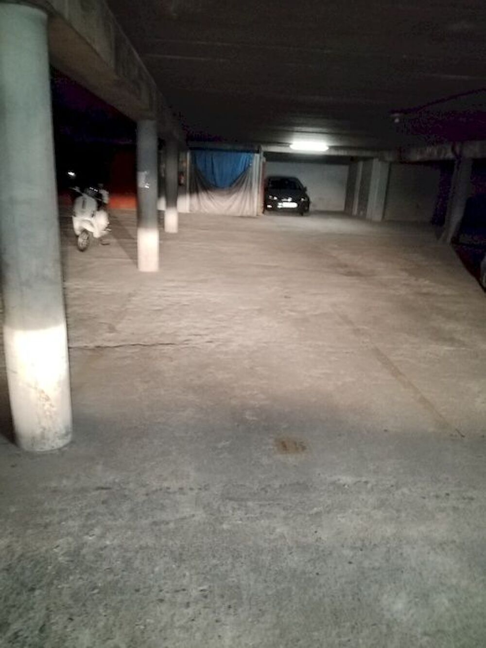Location Parking/Garage parking en centre ville du Kremlin-Bicêtre (94270) Le kremlin-bicêtre