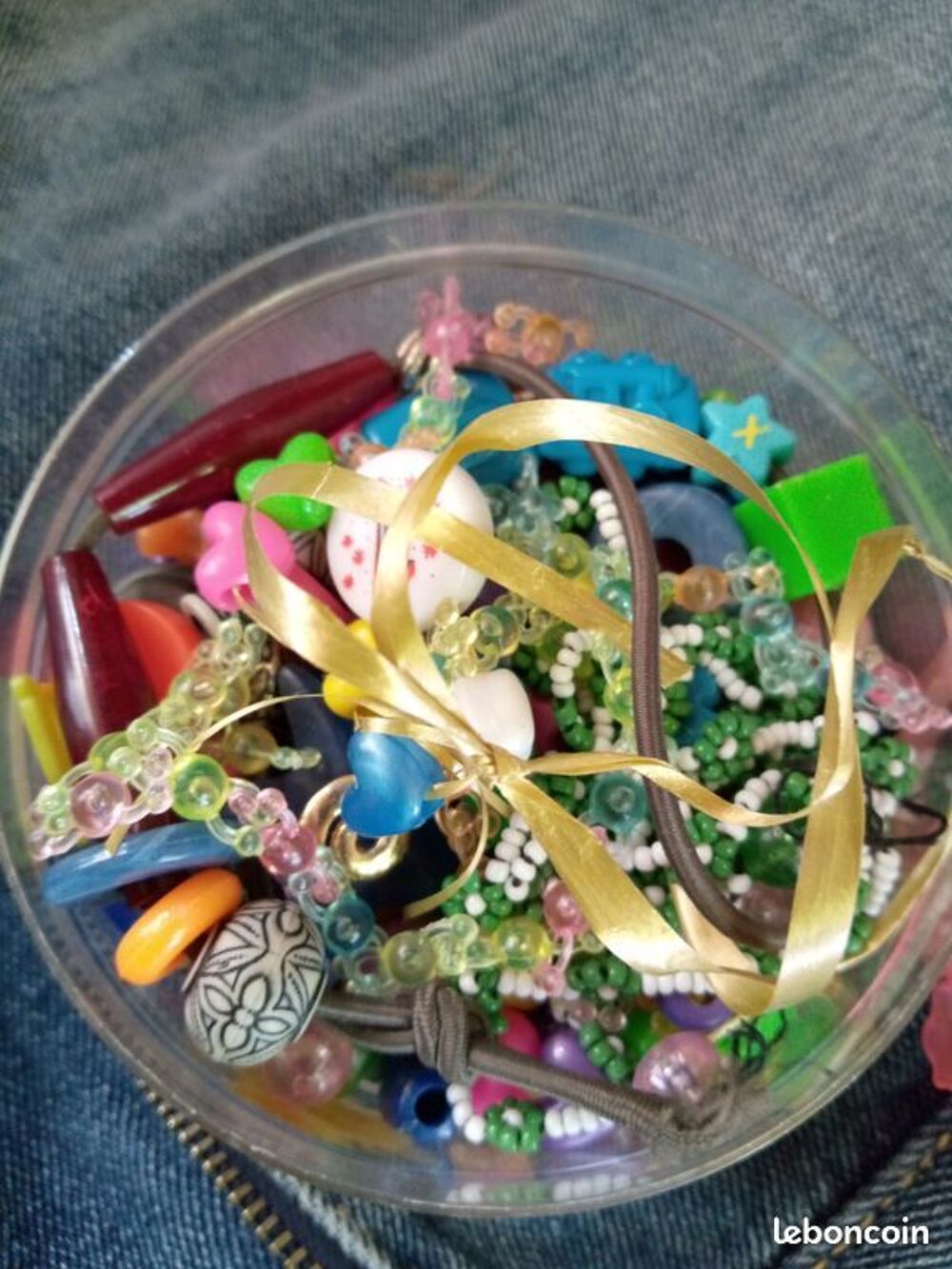 2 bo&icirc;tes de perles rondes et alphabet Jeux / jouets