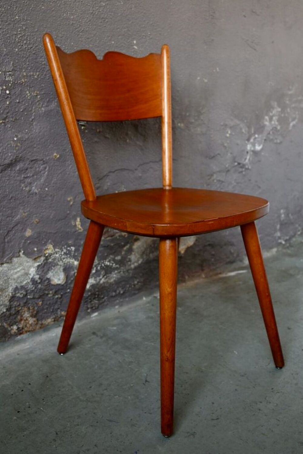 Lot de 4 chaises vintage scandinave sign&eacute;es en bois Meubles