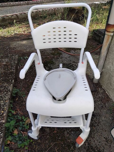 Chaise m�dicale 250 Nouaill�-Maupertuis (86)