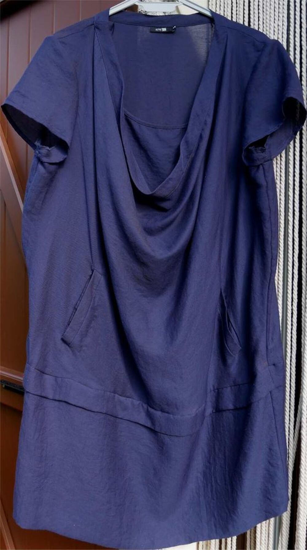 robe bleue Vêtements