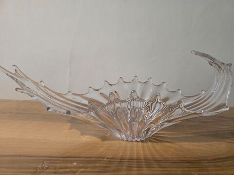 Grand plat ornemental en verre 35 Pringy (74)