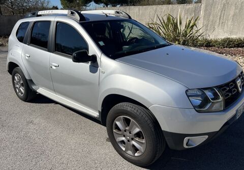 Dacia Duster TCe 125 4x2 Black Touch 2017 2017 occasion Saint-Jean-de-V&eacute;das 34430