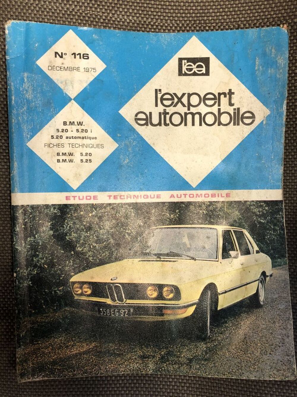 magazine L'Expert Automobile Livres et BD