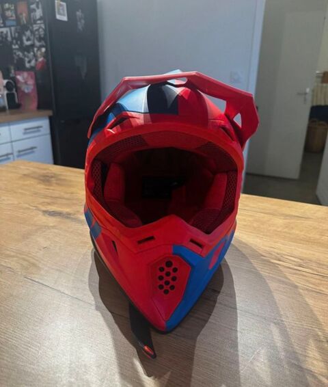 casque de moto cross 40 L'Huisserie (53)