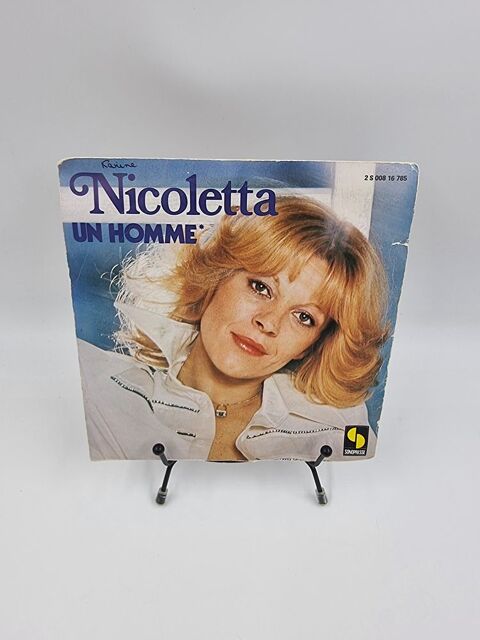 Vinyle 45 tours Nicoletta : Un Homme avec fourreau  3 Vulbens (74)