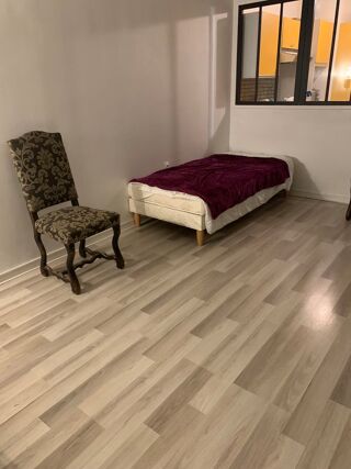  Appartement à louer 1 pièce 36 m²