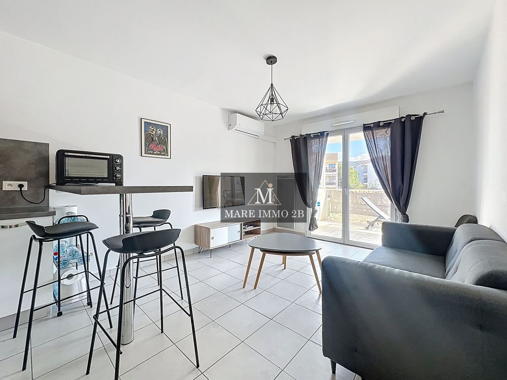Vente Appartement 2Pièces en dernier étage à Calvi Terrasse et Parking Calvi