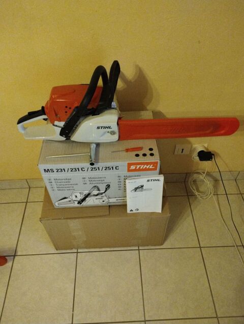 TRONCONNEUSE STHILL MS 231 400 Sarralbe (57)