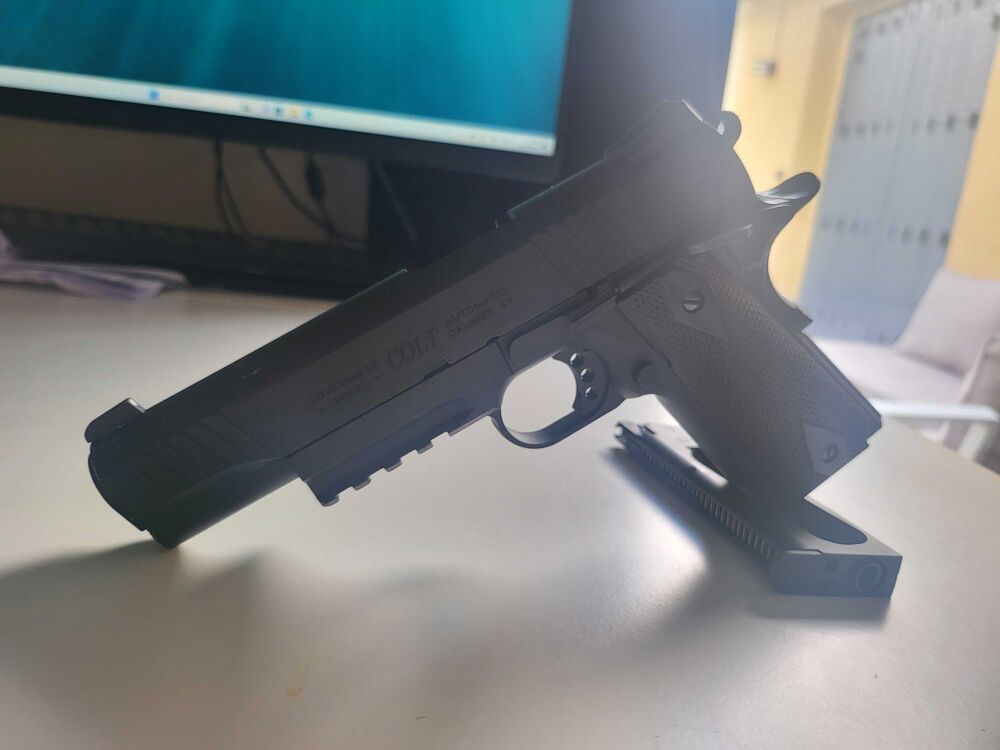replique airsoft Sports