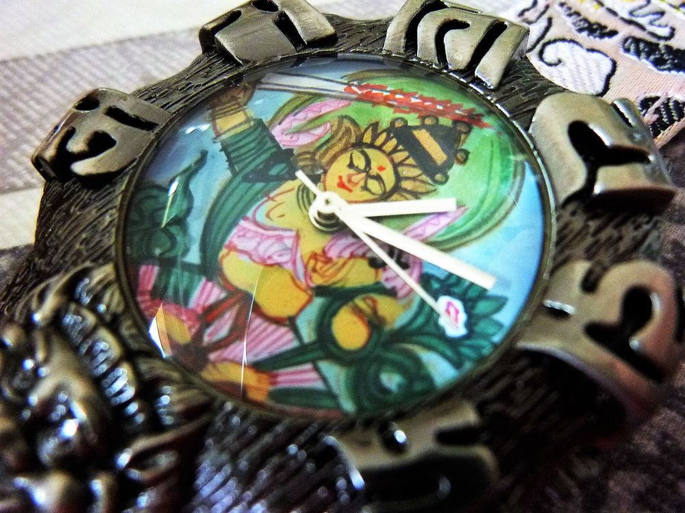 Tib&eacute;taine MANDALA montre &eacute;dition limit&eacute;e 2001 ANQ1002 Bijoux et montres