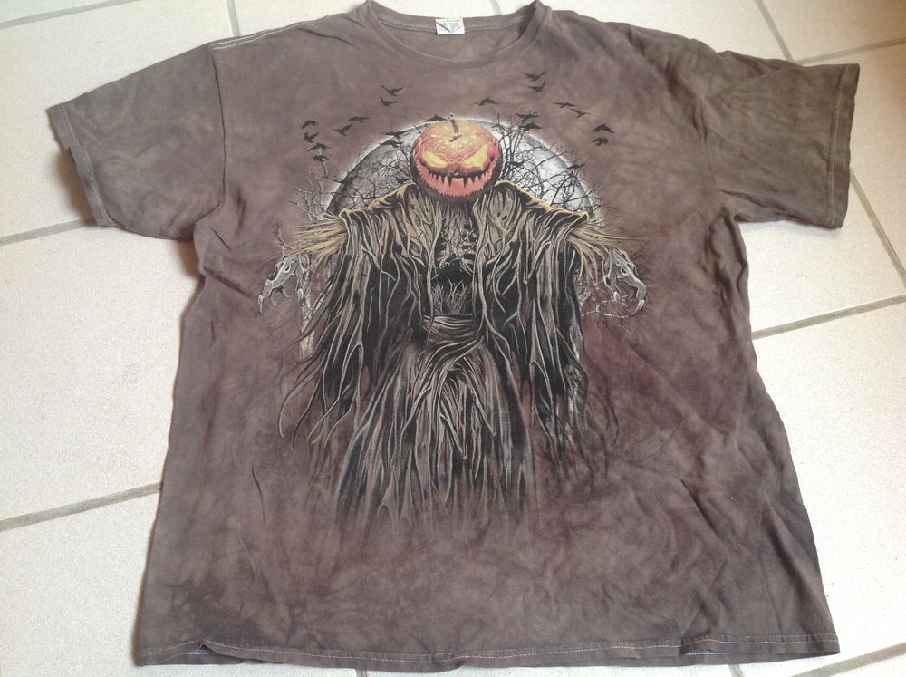 TEE SHIRT HALLOWEEN GRIS TAILLE XL Envoi Possible
Vtements