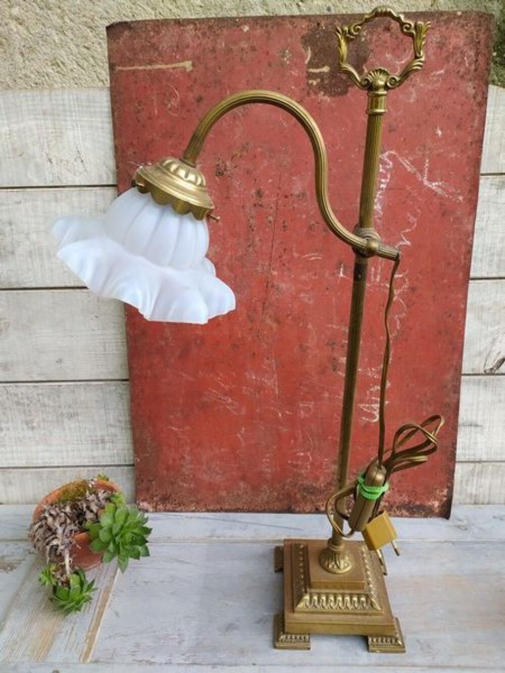 Tulipe Lampe Style Fleur P&eacute;tales Verre Blanc Laiteux Décoration