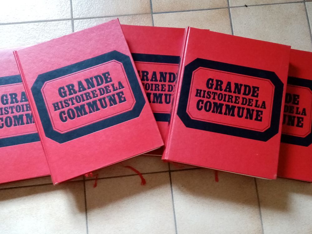 LA COMMUNE Livres et BD