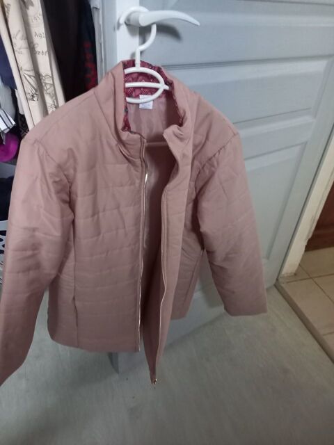 Manteau femme jamais port� neuf. T 44/46 6 Draveil (91)
