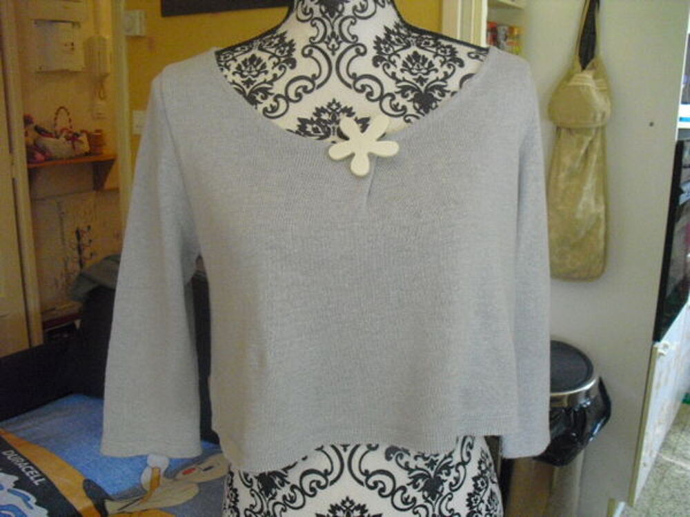 pull court coupe large NEUF KARBOON gris clair taille unique Vêtements