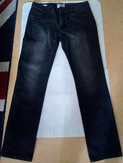 Jeans slim Homme 10 Chlette-sur-Loing (45)