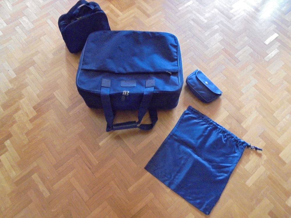 Ensemble de 4 bagages Maroquinerie