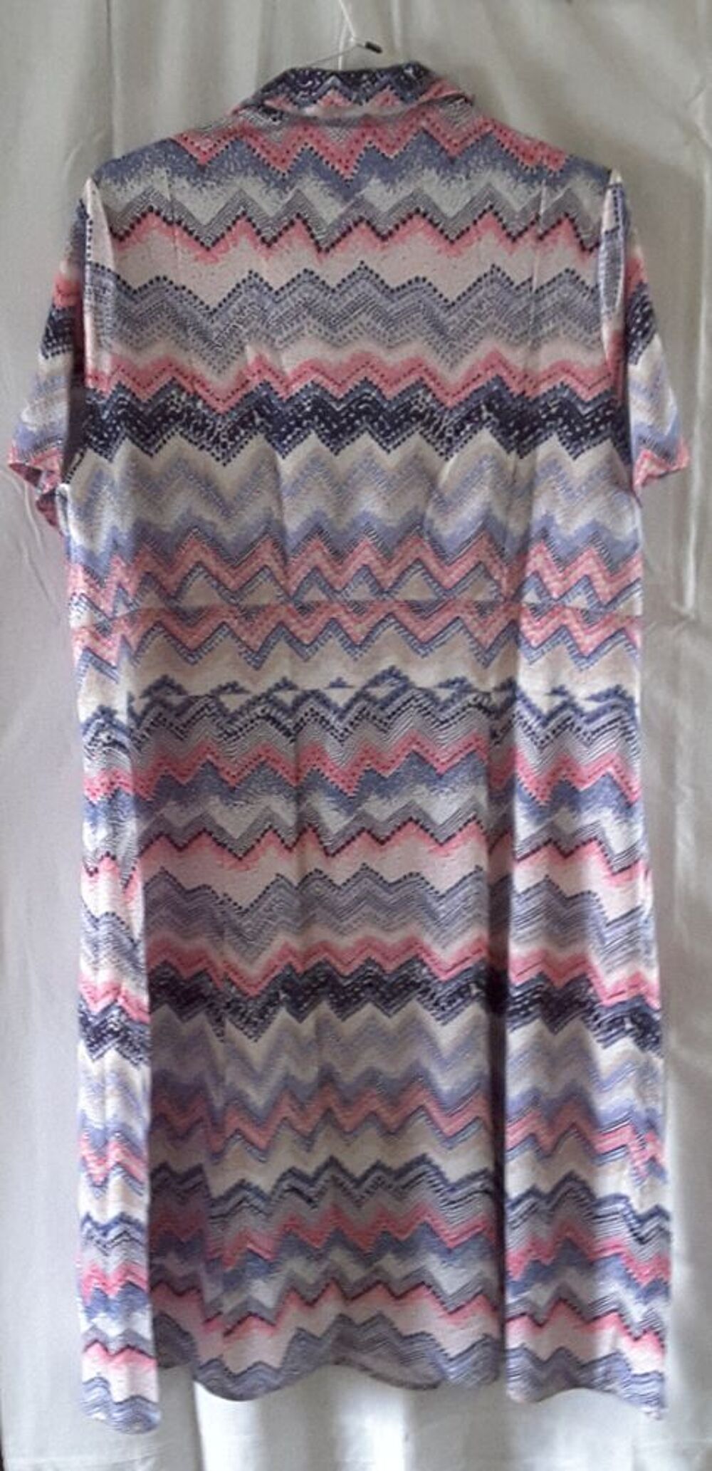 Robe imprim&eacute;e bleue rose sans manches - Marcelle Griffon - J Vêtements