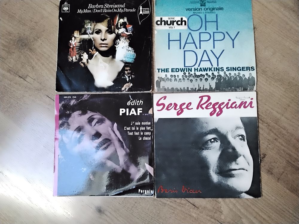 4 vinyls 45 tours Piaf, Reggiani, Streisand Audio et hifi