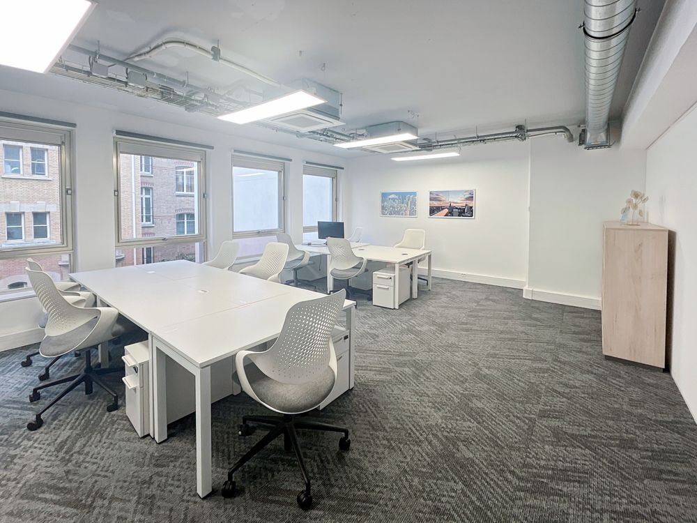   Espace de bureau privé pour 3 personnes à Paris, 29 Rue Blanche Paris 9