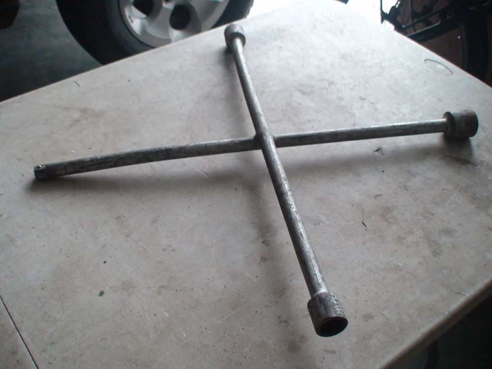 croix poids lourd ou tracteur Bricolage