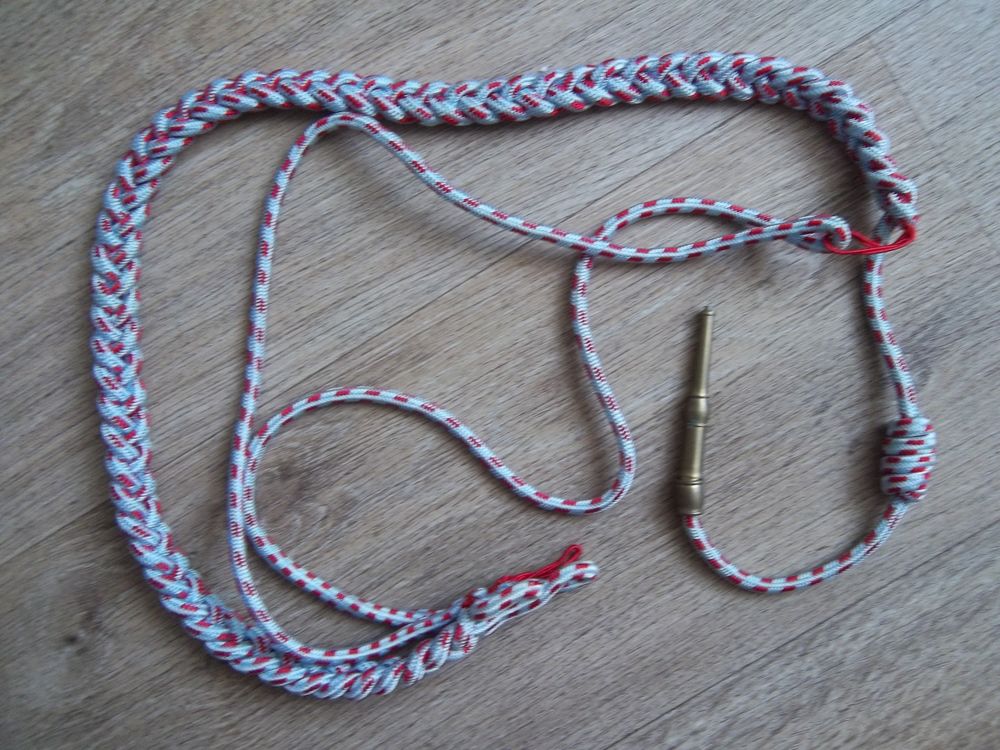 fourrag&egrave;re militaire insigne collection vintage 
