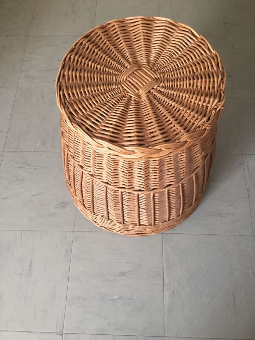 corbeille et panier en rotin tresses Meubles