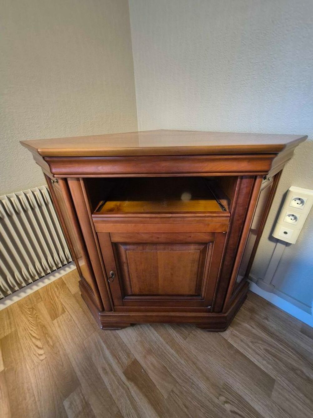 Salle &agrave; manger compl&egrave;te en merisier - Table, meubles et 6 chaises Meubles