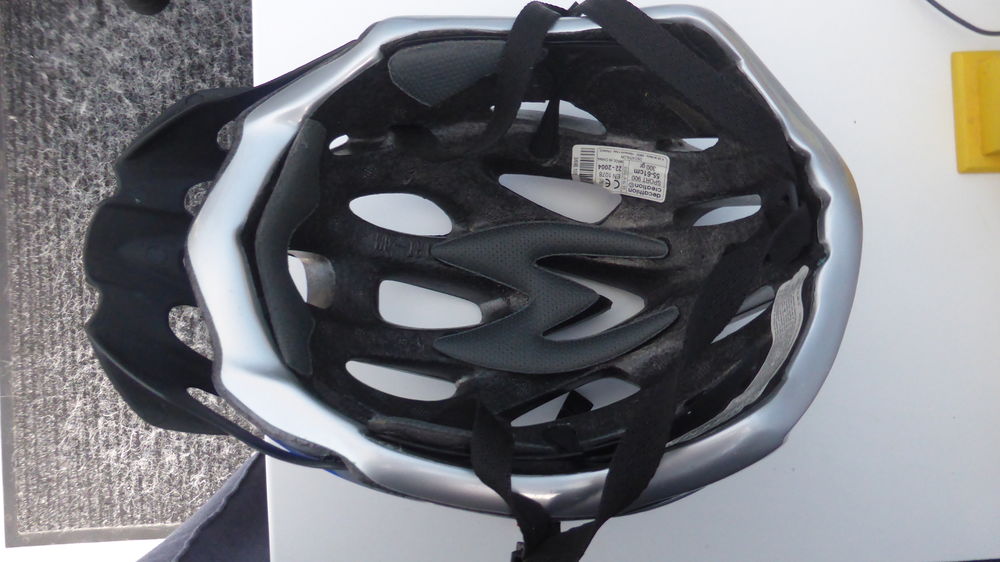 CASQUE VTT D&eacute;cathlon Cycle Vélos