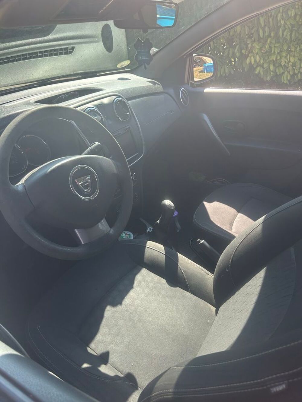 Logan 1.5 dCi 90 eco2 Laur&eacute;ate Euro 5 2014 occasion 72000 Le Mans