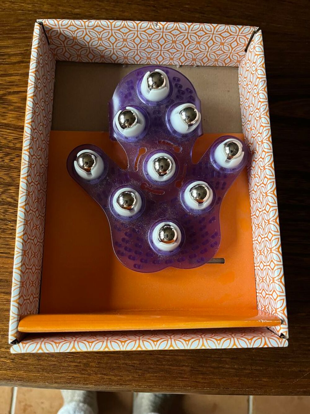 Gant de massage &agrave; billes. Jeux / jouets