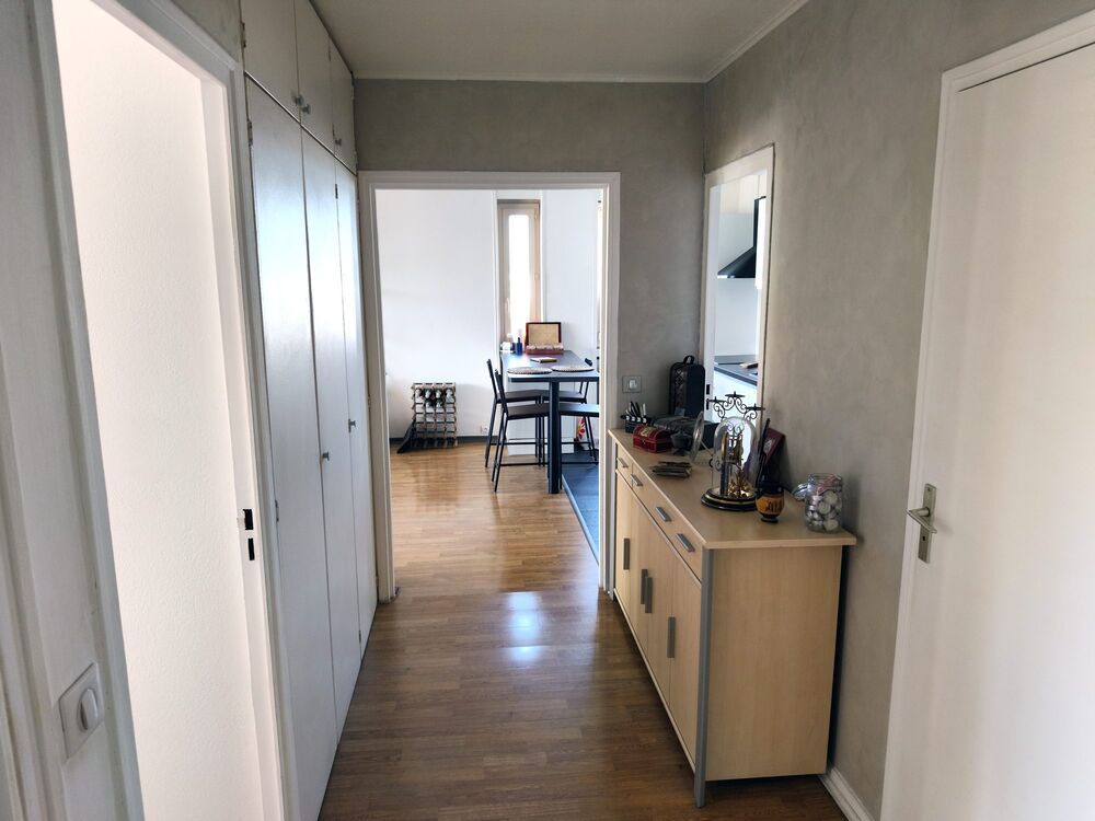 Vente Appartement T3 61 m² - 9e étage - Box fermé - Cuisine et SdE refaites Villeurbanne