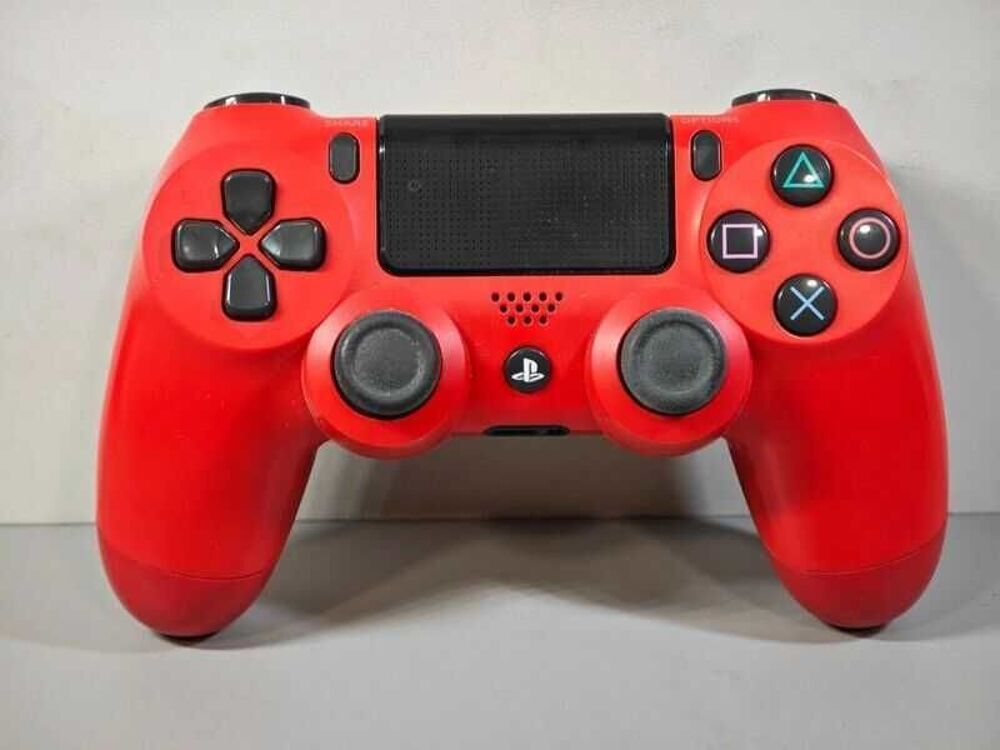 Console Sony Playstation 4 Pro / 1To/ Manette/ 12.00/ Consoles et jeux vidos