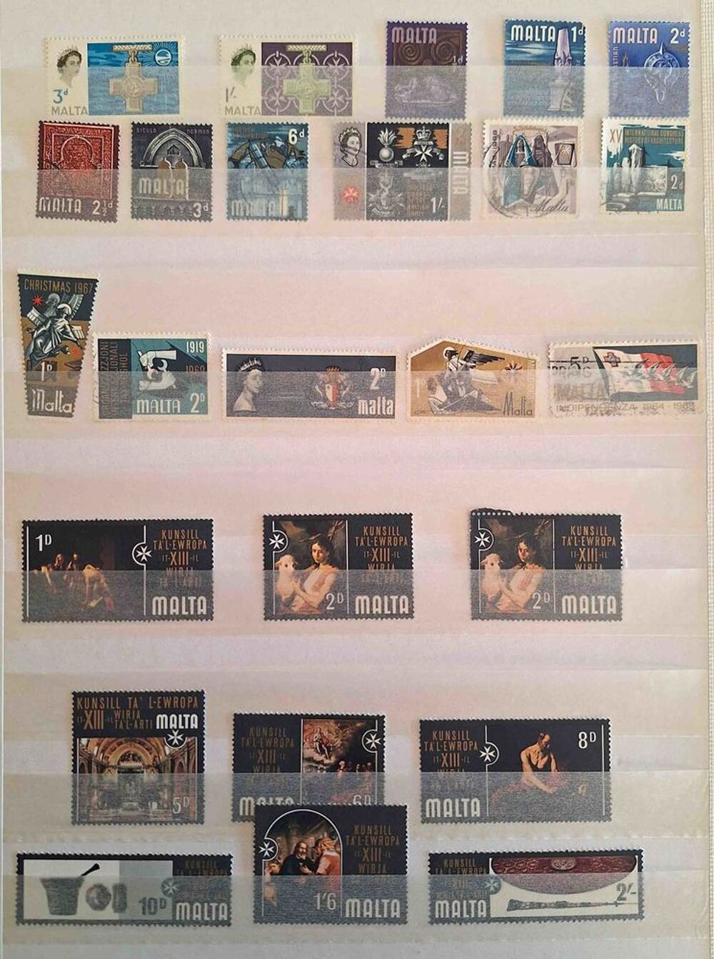 S&eacute;rie de timbres de collection de Malte 