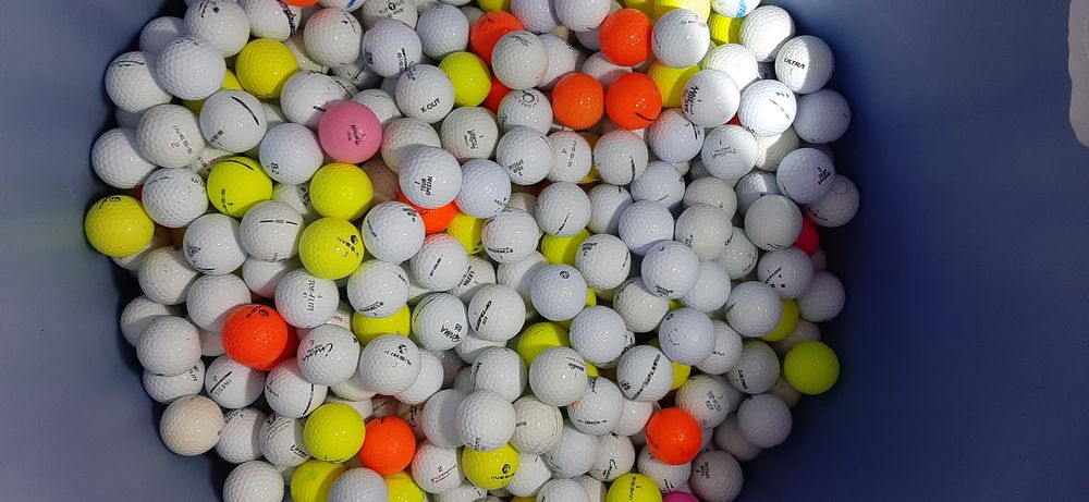 75 balles de golf classique m&eacute;lang&eacute;es pour 20 euros Sports