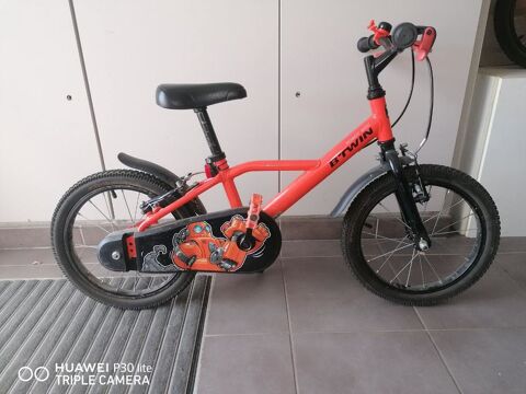 VTT B-TWIN enfant 4 ans et demi/ 6 ans 70 Fabrgues (34)