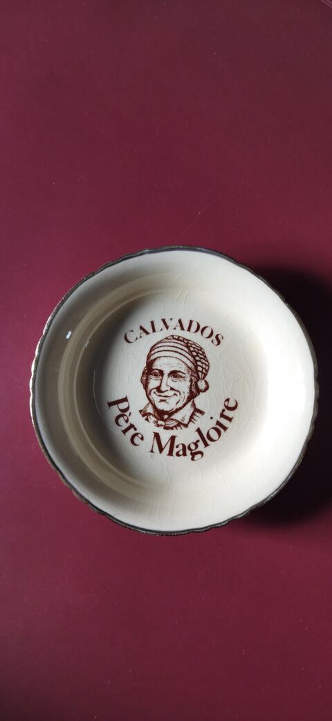 CENDRIER-COUPELLE PERE MAGLOIRE CALVADOS 5 Elbeuf (76)