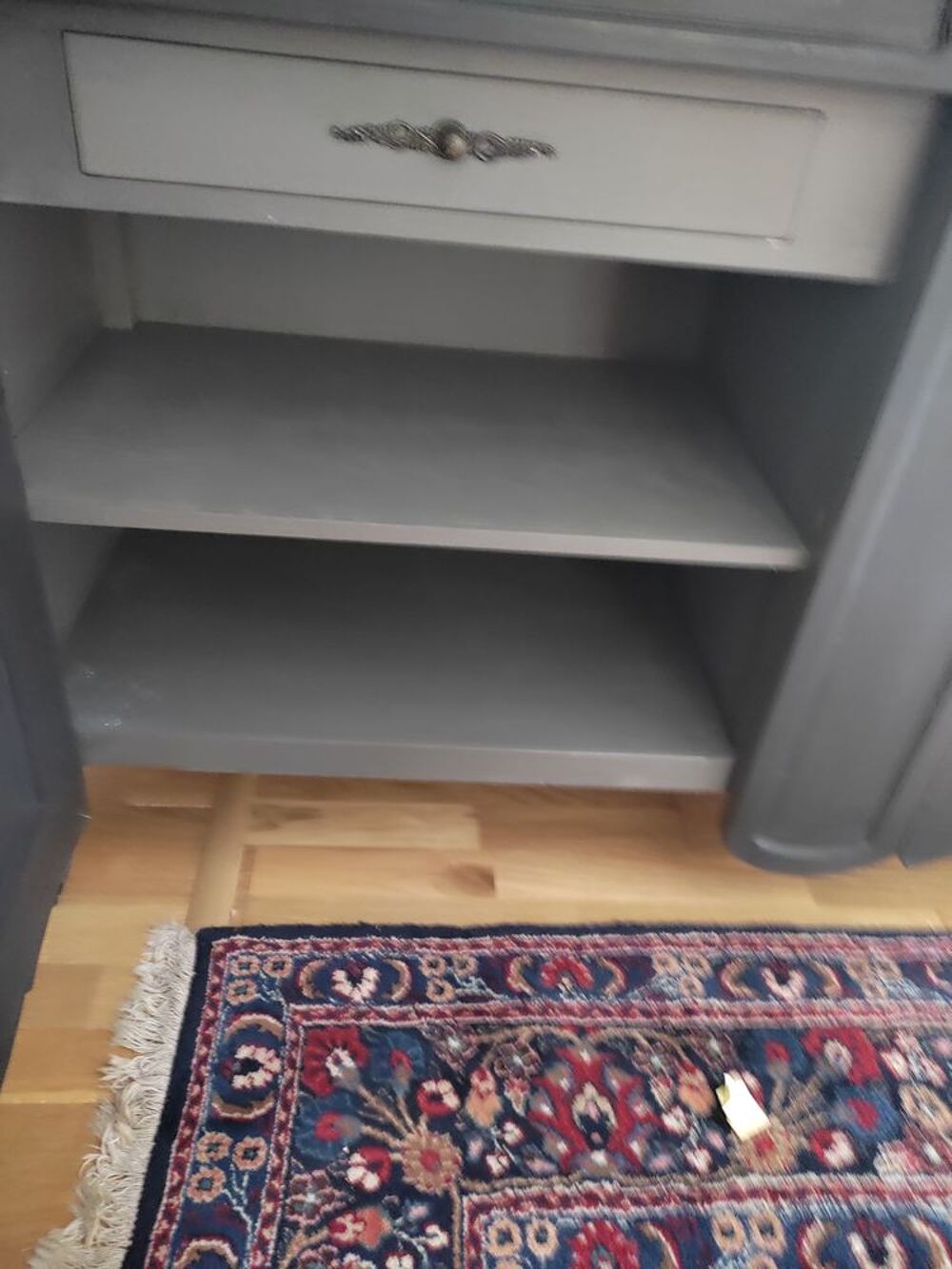 Buffet contemporain gris fonc&eacute; plateau bois clair bon etat Meubles