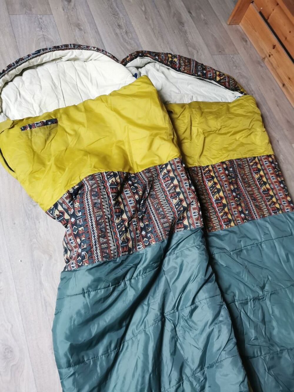2 sacs de couchage D&eacute;cathlon Sports