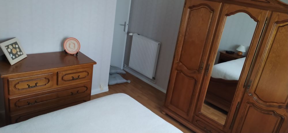 2 Chevets ch&ecirc;ne clair Meubles