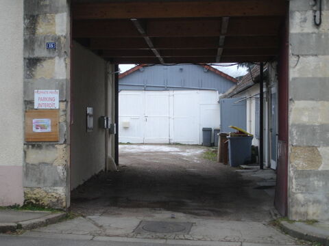 Local commercial &agrave; usage d'atelier / de hangar / d'entrep&ocirc;t 700 58000 Nevers