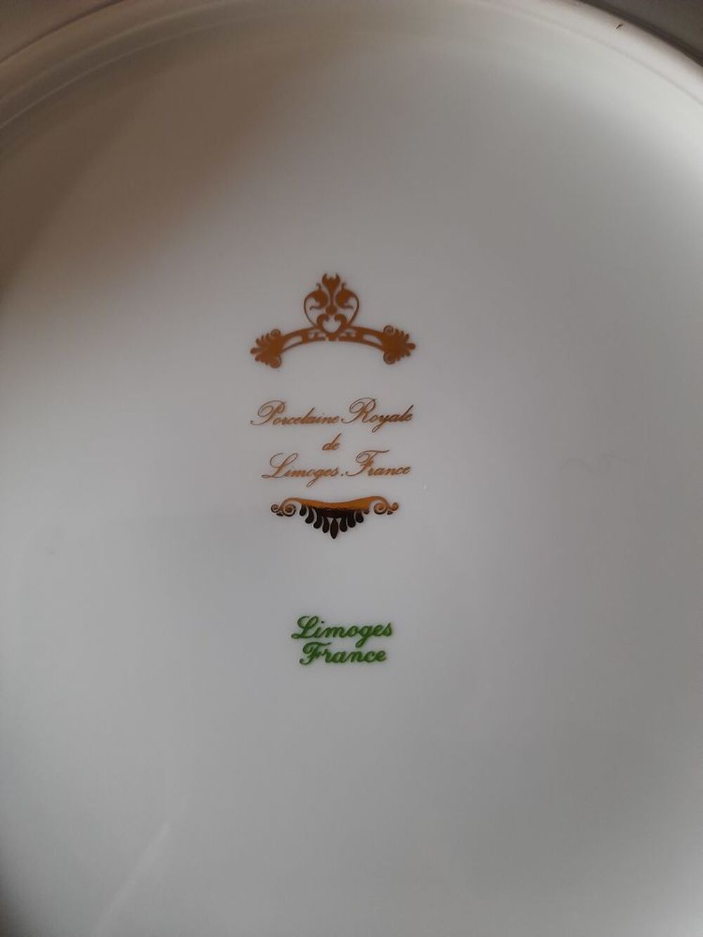Service &agrave; Dessert porcelaine royale de Limoges 