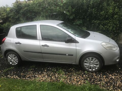 Renault clio iii 1.2 16V 65 eco2 Access